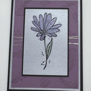Carte de vœux faite main scintillante florale florale de lavande argentée
