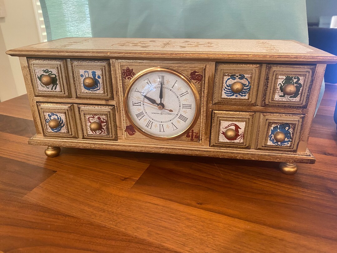 Vintage General Electric Jewelry Box Clock With Painted Zodiac Etsy