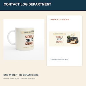 Może przedstawiać: Biały kubek ceramiczny o pojemności 325 ml z napisem CONTACT LOG DEPARTMENT oraz SIGNALS STATIC STORIES. Wzór zawiera ilustrację radia, słuchawek, rośliny i otwartej książki na biurku, przedstawioną jako ciągły nadruk wokół kubka.