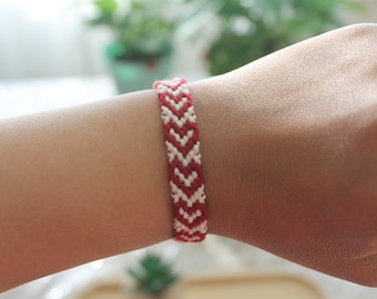 Heart Friendship Bracelet | Personalized Handmade | Woven String | Adjustable | Embroidery Thread