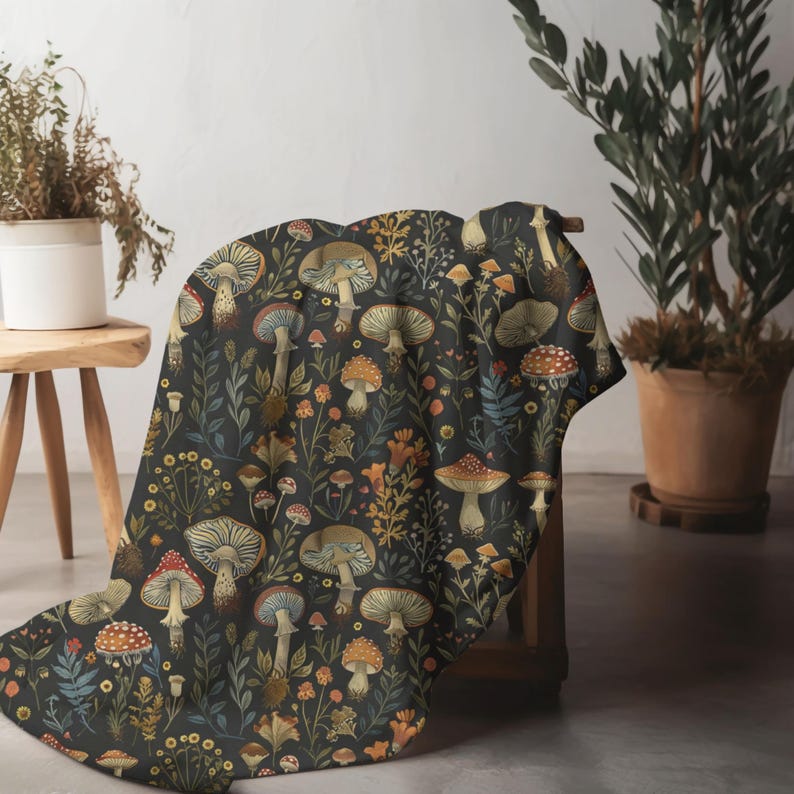 Coperta a forma di fungo stravagante, decorazione Cottagecore, coperta a forma di fungo, regalo, decorazione Whimsygoth, coperta Cottagecore Forescore, regalo Boho per lei immagine 8