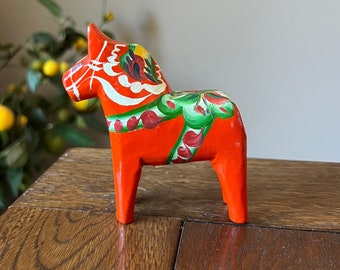 Swedish Dala Hand Painted Horse Nils Olsson Small Red Wooden Vintage Figurine