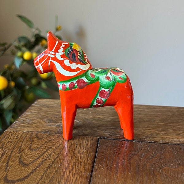 Swedish Dala Hand Painted Horse Nils Olsson Small Red Wooden Vintage Figurine