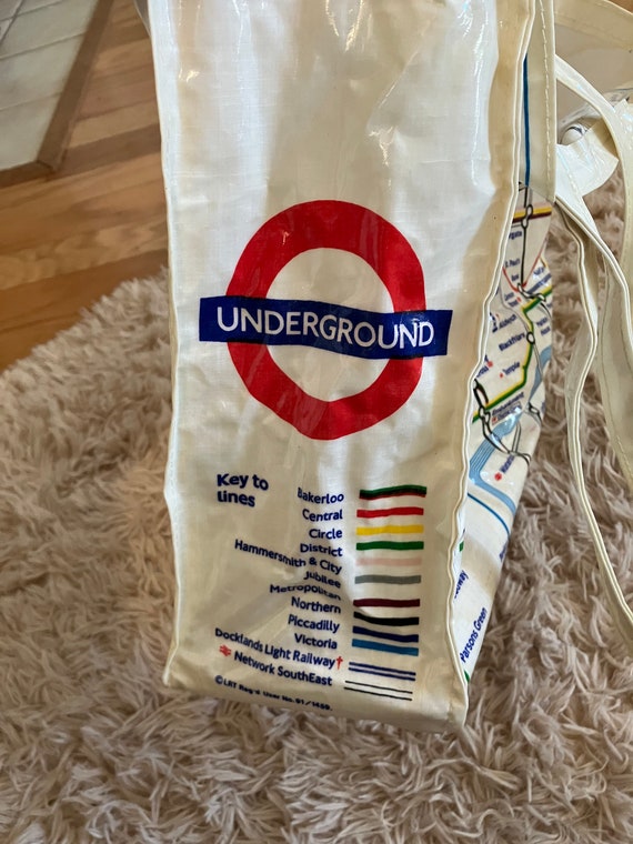 Sari UK London Underground Tube Vinyl Tote Bag - image 2