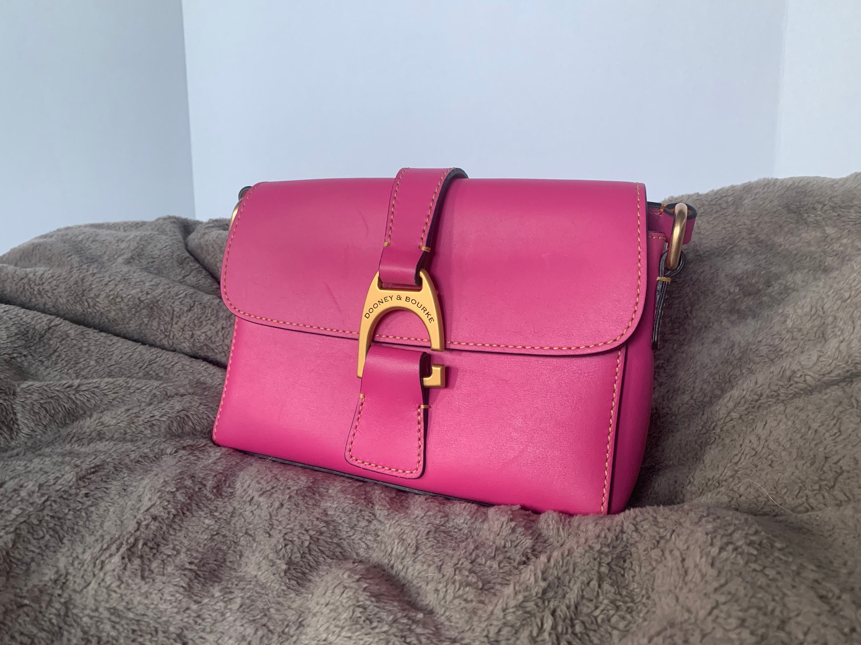 Dooney kyra outlet