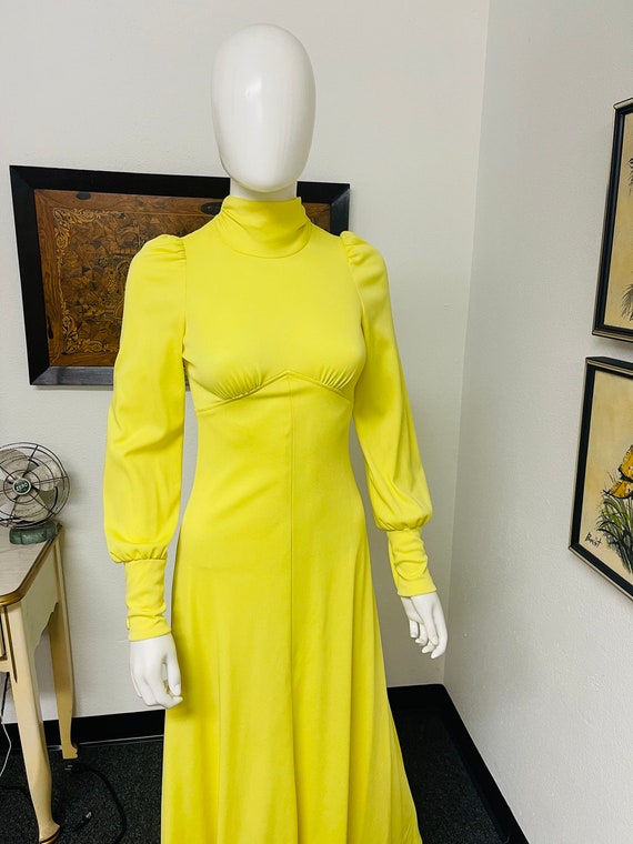 Vintage High Neck Yellow Prom Dress