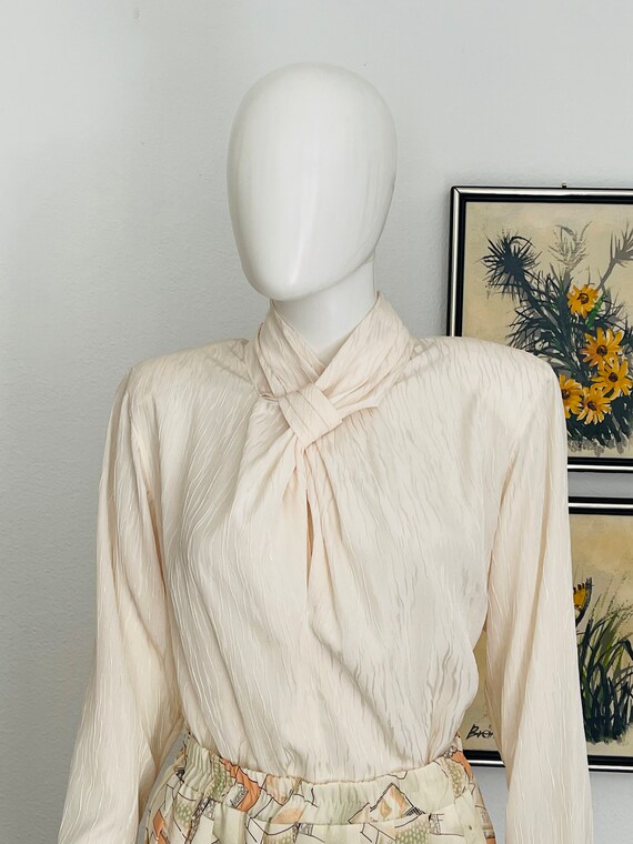 Vintage Allison McCabe 1990’s Beige High Neck Blou