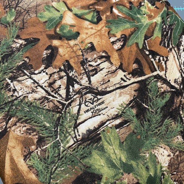 Realtree Camo - Xtra Green RT-0003-9C-1 - 100% Cotton fabric - Quilting Cotton Fabric - Cotton Camo material - Camo print