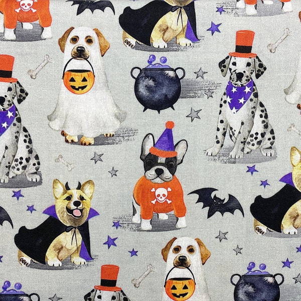 Chiens déguisés en tissu d'Halloween - 100 % coton par mètre - thème Halloween Dog Trick or Treat Frenchie Ghost Bat
