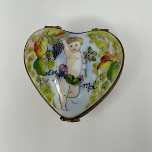 Vintage Hand Painted Heart shaped Trinket Box