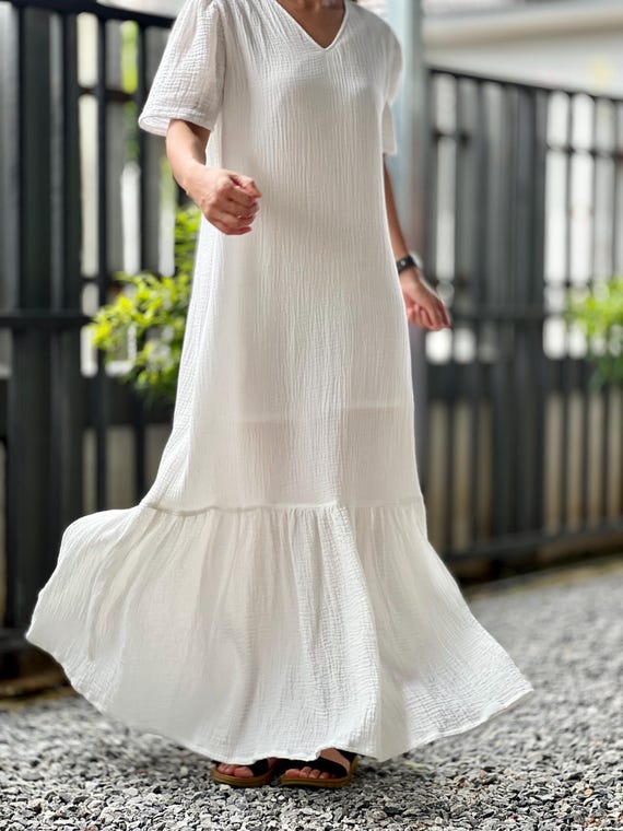 chinese dress ladies Amazon.com: LOAIHA Cotton Gauze Dresses for Women Summer Short Sleeve Linen  Maxi Dress Plus Size V Neck Loose Fit Long Dress Flowy Elegant Retro Lounge  Dress,Army Green,S : Clothing, Shoes & Jewelry main image 1