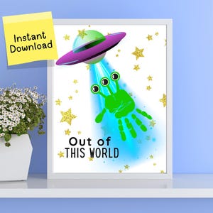 Out of This World Alien UFO Digital Handprint Craft // Finger Print Daycare Craft for Memories
