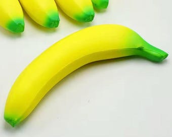 Realistisches Spielzeug für Squishy Bananen - Knalliges Gelb mit grünen Spitzen