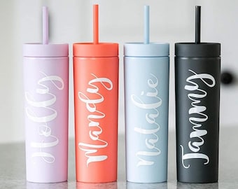 Benutzerdefinierte 16 Unzen Acrylbecher | Personalisierte Namenstasse | Brautjungfer Geschenk | Geburtstagsgeschenk | Wiederverwendbare Skinny Cup | Vinyl Trinkgefäß