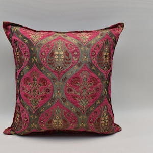Tulip design pillow cover, Home decor, Deep pink, Bohemian pillow, Chenille pillow, Soft pillow, 24x24 inch. Sofa pillow, Throw pillow cover