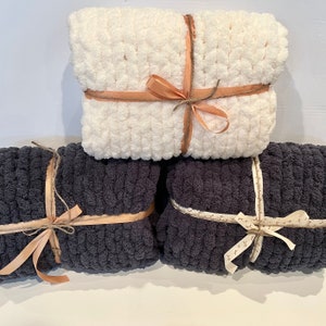 ONE CHARCOAL LEFT! Chunky knit baby blanket - baby blanket - handmade chunky blanket