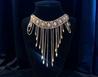 Al-Tina Gold Pleated choker