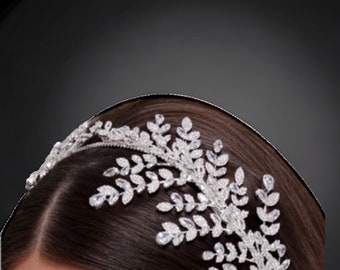 Safed Bridal headpiece