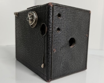 Unknown Vintage Black Box Camera
