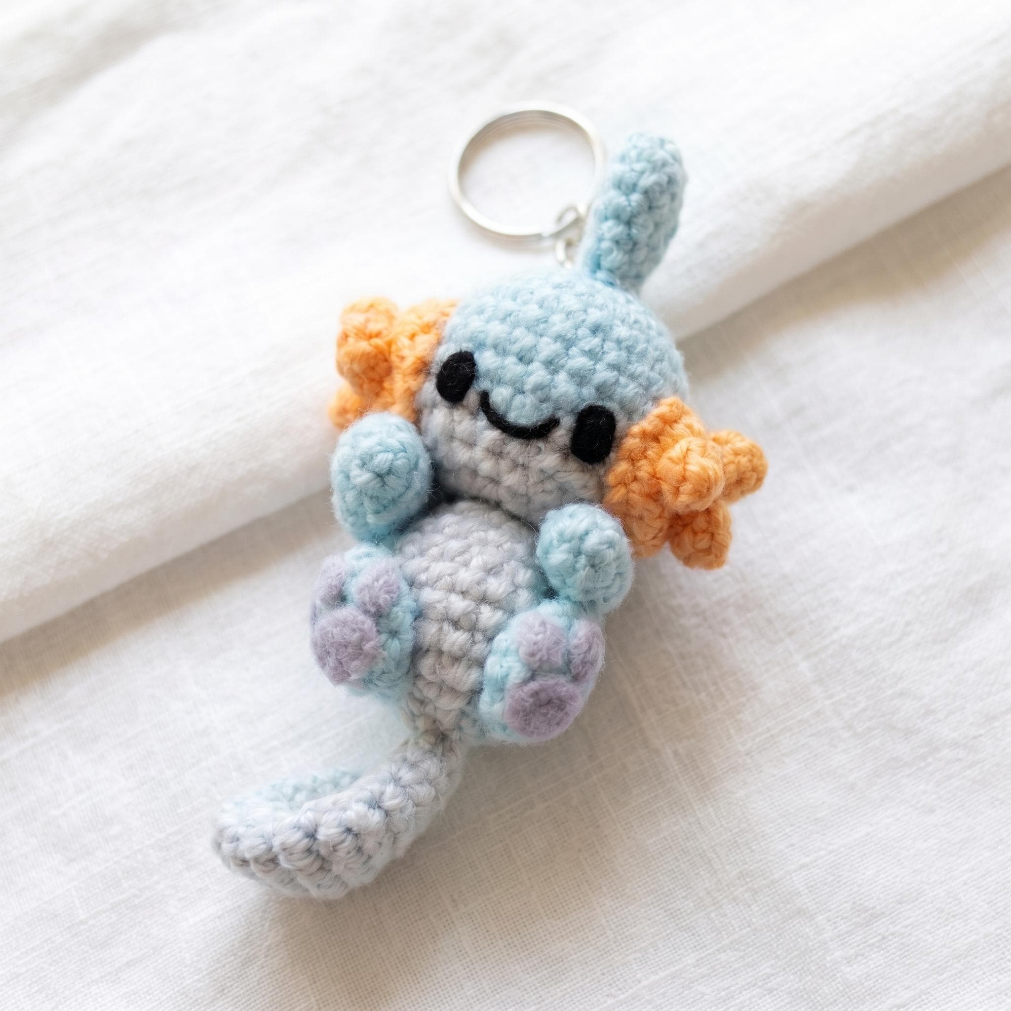 Latias keychain - Etsy 日本