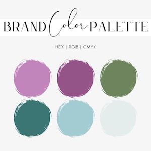 Può includere: Palette di colori del marchio con sei campioni di colore. I colori sono un viola chiaro, un viola più scuro, un verde, un verde acqua e due tonalità di blu.