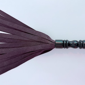 Leather flogger- Tyrian
