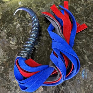 Leather flogger- Marvel-US
