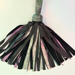 Leather flogger- Mokey