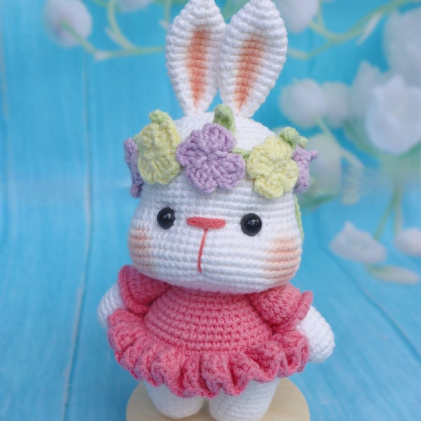 Fleur the bunny - Crochet pattern, crochet bunny, crochet amigurumi, PDF file, amigurumi pattern