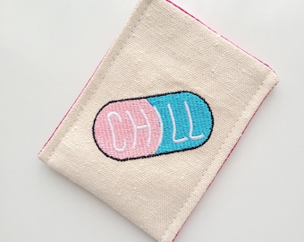 Estuche para pastillas anticonceptivas Chill Pill, estuche para cápsulas con un diseño original.
