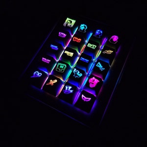 Custom Persona 5 Anime Theme Programmable Cherry MX RGB Mechanical Macropad | Gift for him | Gaming Keyboard | Gaming Macropad