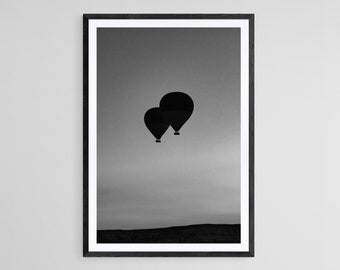 Heißluftballon Fotografie Druck GRÖßENOPTIONEN Minimalist Monochrome Schwarzweiß Türkei Kappadokien Landschaft Reise Wandkunst