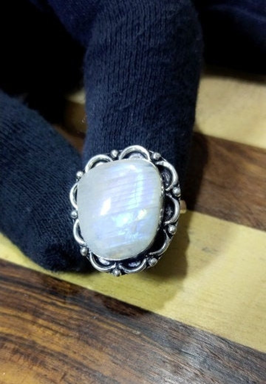 Bague En Pierre Naturelle Rainbow Moonstone – Ovale – Monture Plaquée Argent – Taille 6 à 10 – Fait Main En Inde