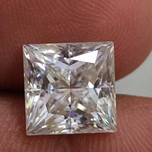 Top quality GRA certified lab grown moissanite square/princess cut loose gemstone excellent VVS1 D moissanite stone use for jewelry making