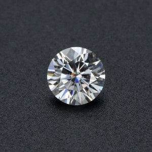 2 carat Round White D color VVS1 Loose Moissanite Gemstone GRA certificate