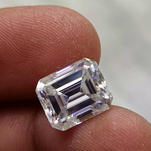GRA certified 1 ct lab grown moissanite emerald cut loose gemstone excellent VVS1 D moissanite use for jewelry making