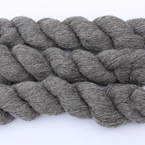 Alpaca 2 Ply Worsted Yarn 100% Alpaca Gray