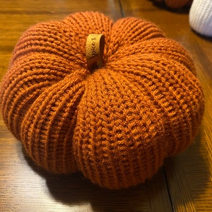Extra Large knit pumpkin