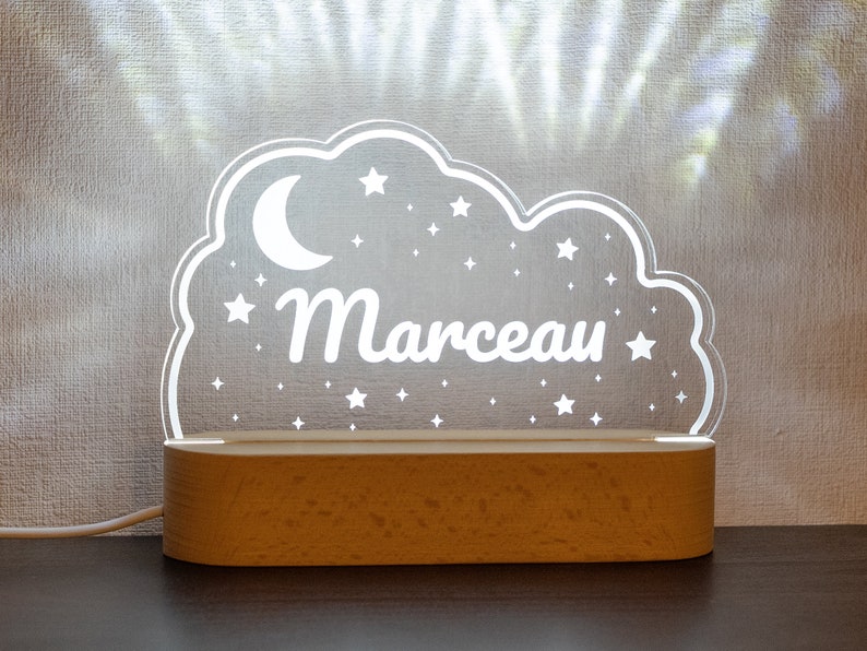 Veilleuse personnalisée bébé ou enfant Lune et étoiles Idée cadeau de naissance, baptême Lampe de chevet prénom décoration chambre nuit image 7