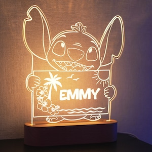 Veilleuse Stitch personnalisée prénom idée cadeau lampe Stitch personnalisée chambre enfant, décoration LED 3D bois lumineux image 1