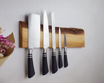Magnetic Wooden Knife Holder for 9 Knives – Premium Oak with Natural Wood Edge, Perfect for Stylish and Functional Kitchen Organization
