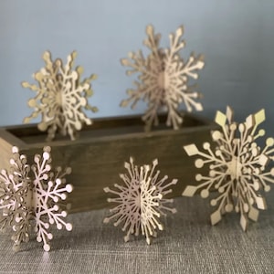 3D Snowflakes, Set of 5, Christmas ornaments, Farmhouse Ornaments, Rustic Christmas, Festive Home Decor