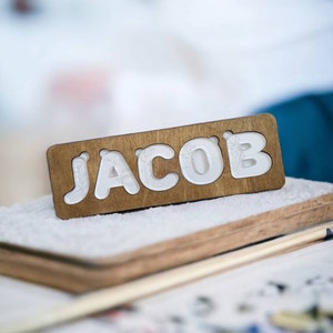 Namenspuzzle, personalisiertes Holzpuzzle zum Lernen und Spielen, personalisiertes Geschenk, Neugeborene Baby Geschenk, Kinderzimmer Dekor, Baby-Dusche-Geschenk