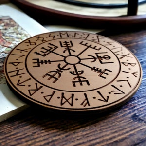 Vegvisir, Posavasos de brújula vikinga, Brújula nórdica de madera, Decoración de pared Vegvisir, Arte de geometría sagrada, Decoración de pared, Colgante de pared de brújula vikinga