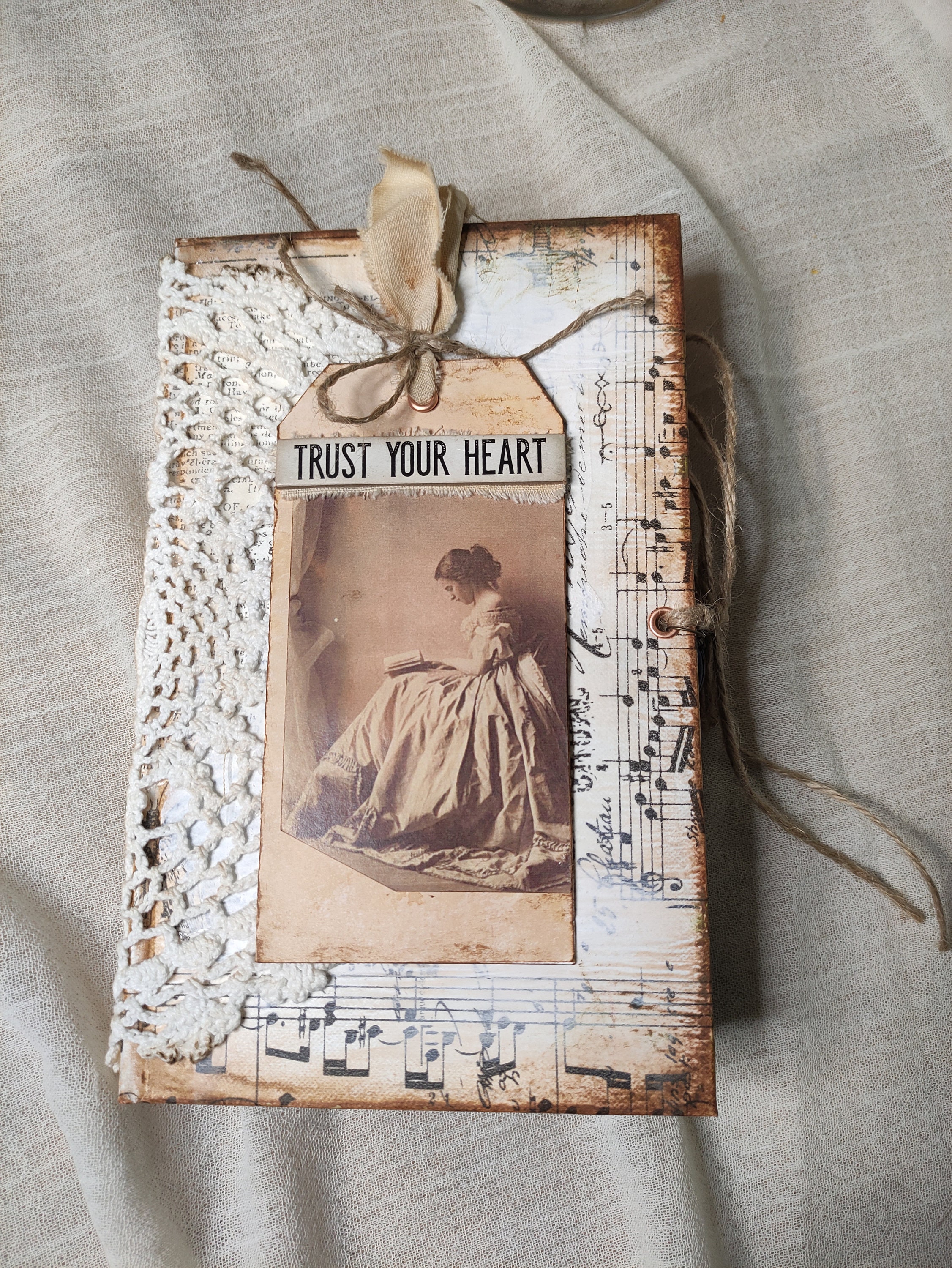 Handmade Starter Vintage/ Junk Journal, Memory Book, Hand-Held Keepsake  Journal