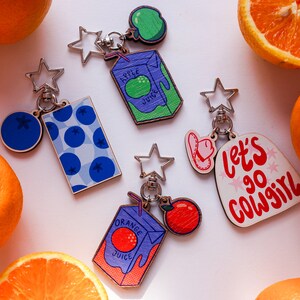 Schlüsselbund-Bundle | Multikaufangebot, Rabatt, Spaß illustrierte Schlüsselanhänger, Accessoires, Taschenschlüsselzubehör, nettes Geschenk, Geschenkidee