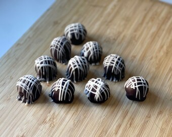 6 Dark Chocolate Truffles- Root Beer Float