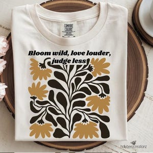 Boho Floral T-Shirt: Retro Folk Art Graphic Tee