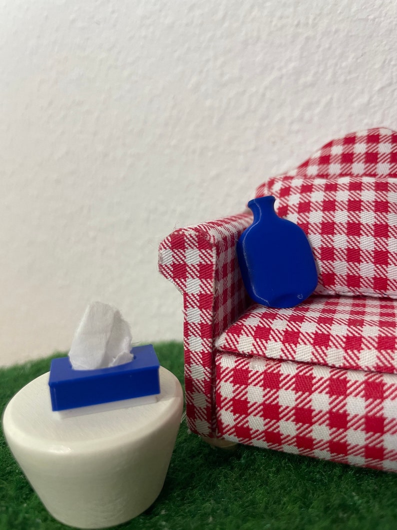 Cold set for Secret Santa's door, hot water bottle, tissue box, Secret Santa's cold, decoration, dollhouse, Secret Santa's door, miniature, 3-D printing blau