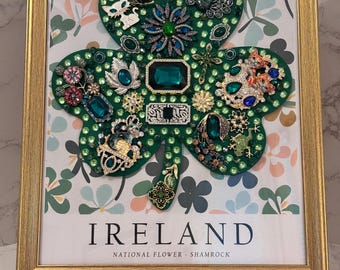 Decoração de parede vintage com trevo de quatro folhas, mosaico de trevo irlandês emoldurado de 28x35 cm, colagem de strass verde-esmeralda, presente exclusivo para o Dia de São Patrício.